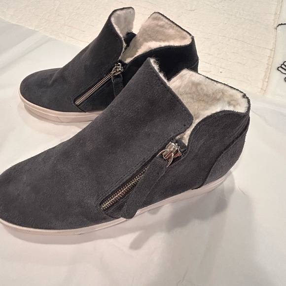 STEVE MADDEN - Picture 3 of 8